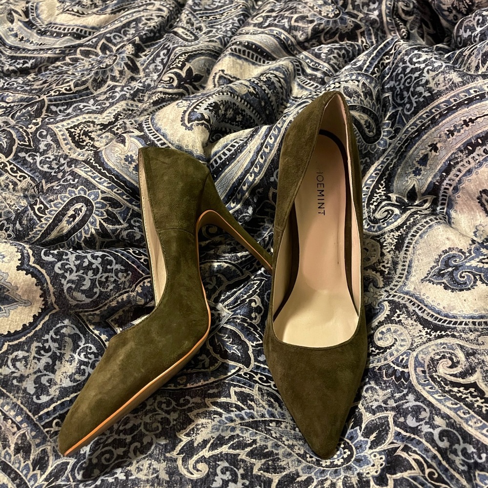 Olive Green Pumps